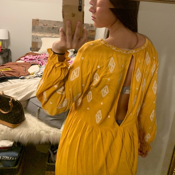 target yellow top - Picture 2 of 2